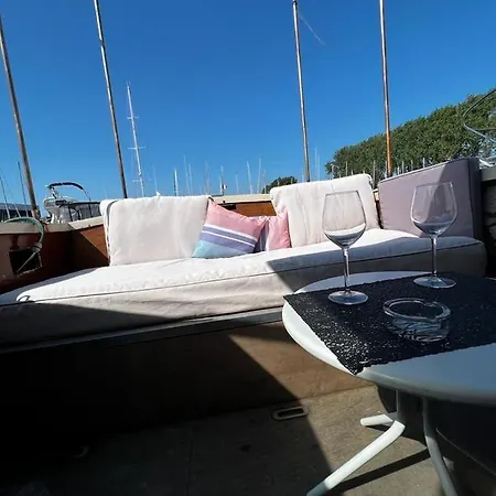 Botel Bateau L'etoile-reposant Ouistreham